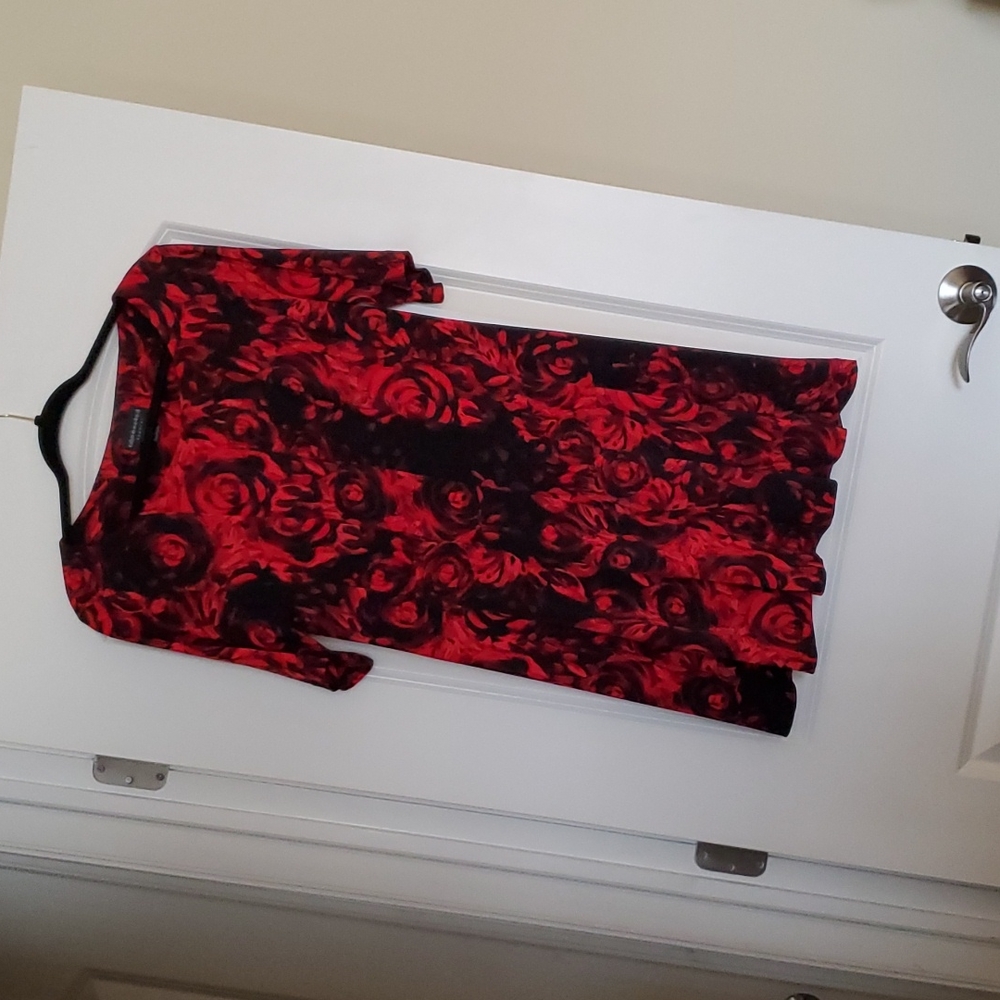 Black and red rose floral dress Size 12P